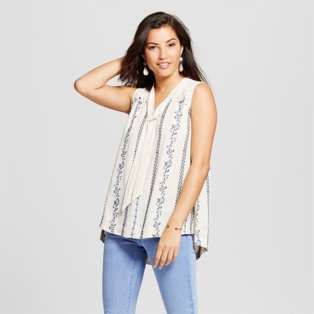 ✨host pick✨ Knox Rose Top - Picture 1 of 7